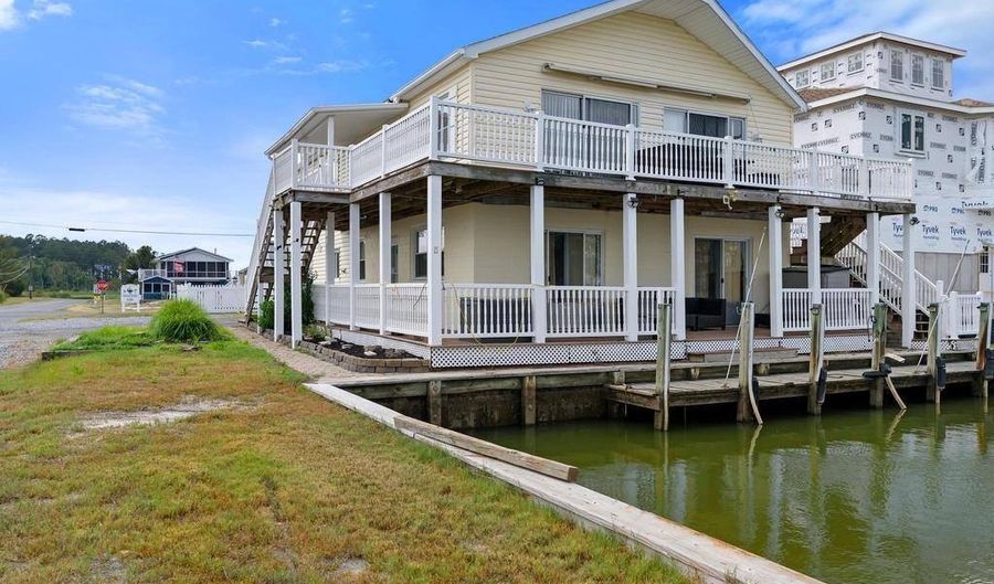 30131 New Castle Rd, Dagsboro, DE 19939 - 5 Beds, 3 Bath