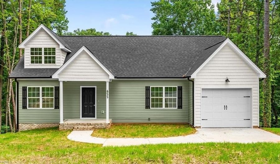 655 Woodland Cir, Asheboro, NC 27203 - 3 Beds, 2 Bath