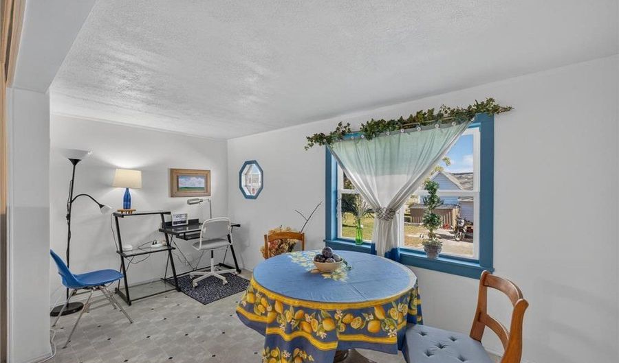 108 4th St SW, Pine Island, MN 55963 - 2 Beds, 1 Bath