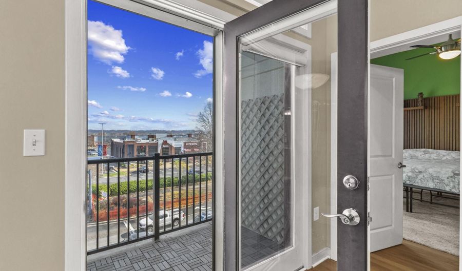 181 E REED Ave 411, Alexandria, VA 22305 - 2 Beds, 2 Bath