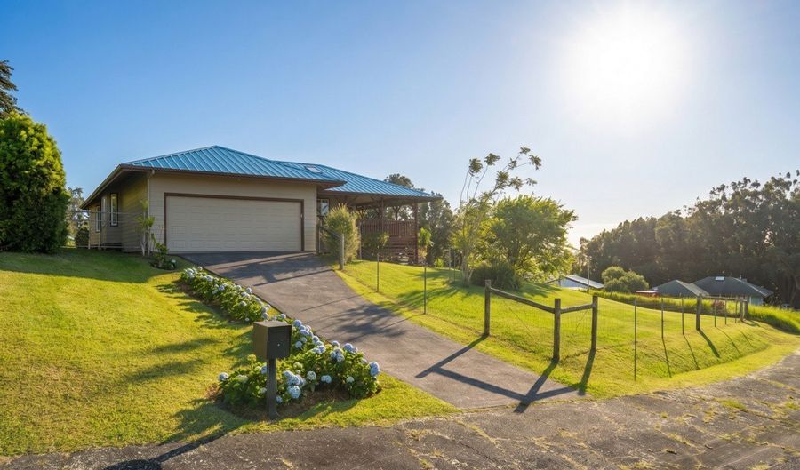 64-5252 HOHOLA Dr, Kamuela, HI 96743 - 3 Beds, 2 Bath