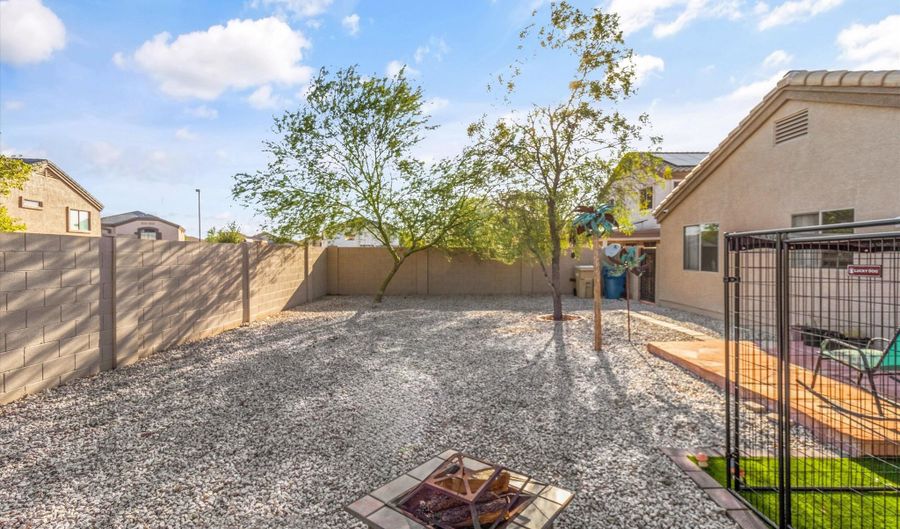 23127 W YAVAPAI St, Buckeye, AZ 85326 - 3 Beds, 2 Bath