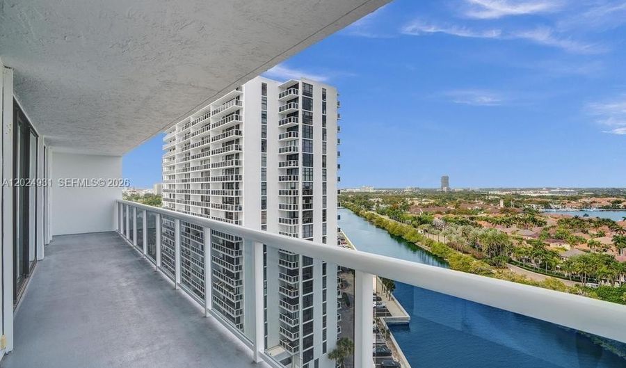 20515 E Country Club Dr 1641, Aventura, FL 33180 - 2 Beds, 2 Bath
