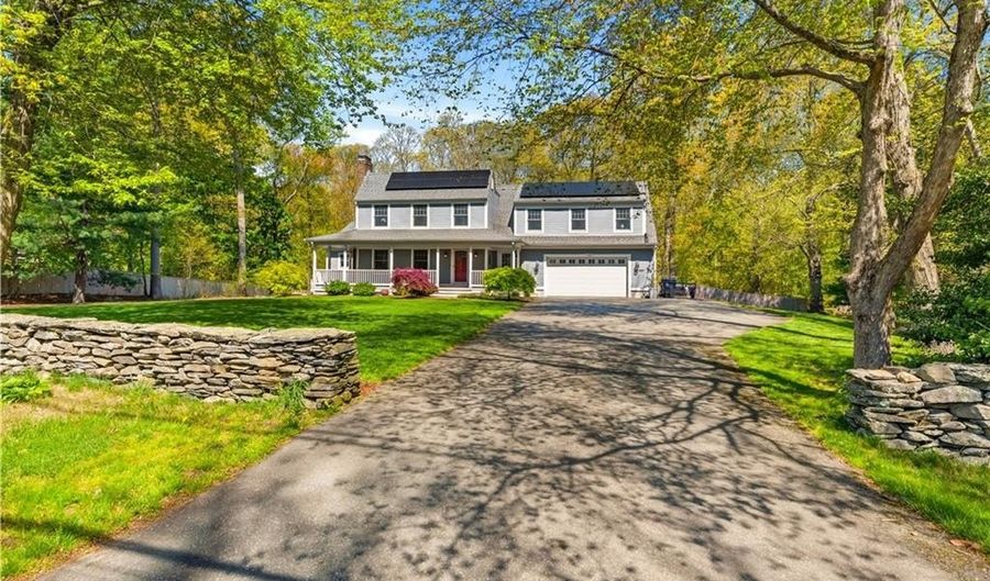 434 N Quidnessett Rd, North Kingstown, RI 02852 - 3 Beds, 5 Bath
