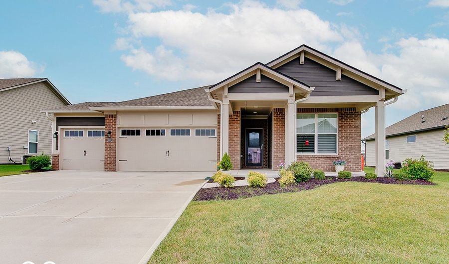 3669 Chalmers Dr, Bargersville, IN 46106 - 3 Beds, 2 Bath