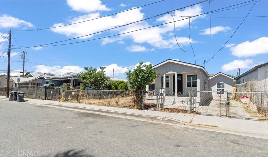 1563 E 119th, Los Angeles, CA 90059 - 2 Beds, 2 Bath