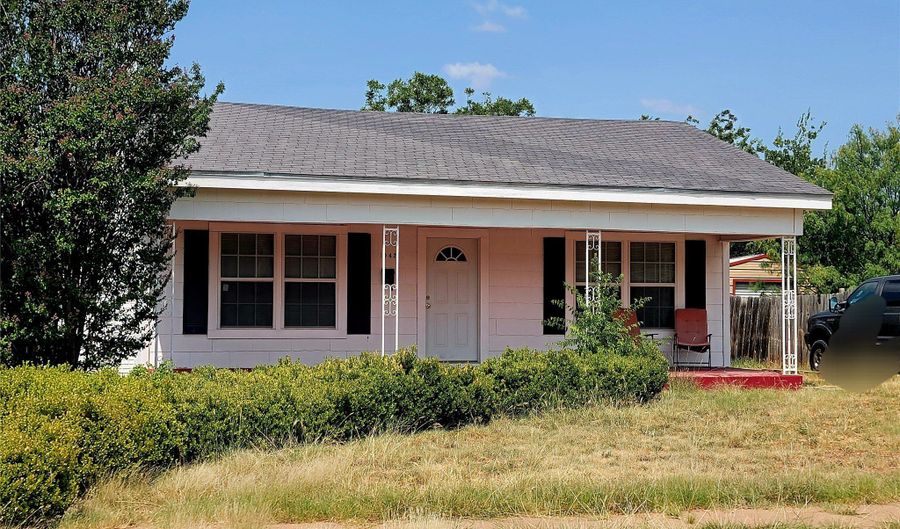 1042 Marshall St, Abilene, TX 79605 - 3 Beds, 1 Bath