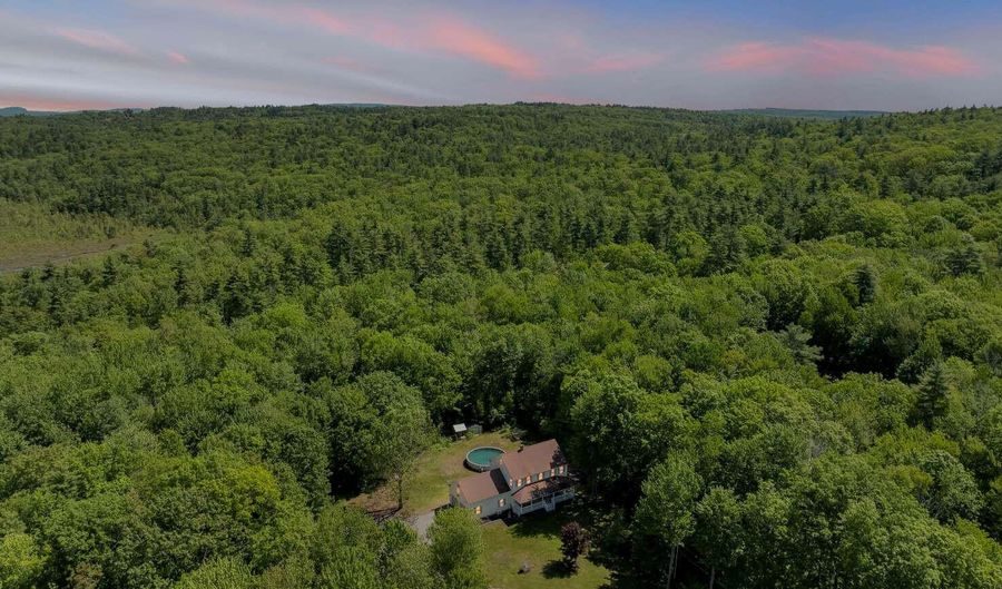 1505 Foxes Ridge Rd, Acton, ME 04001 - 3 Beds, 3 Bath