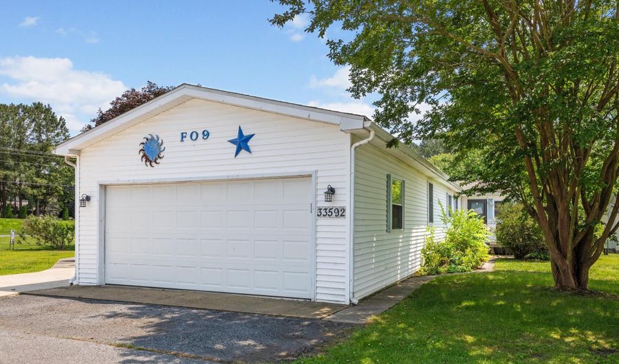 33592 ASTER St, Lewes, DE 19958 - 3 Beds, 2 Bath