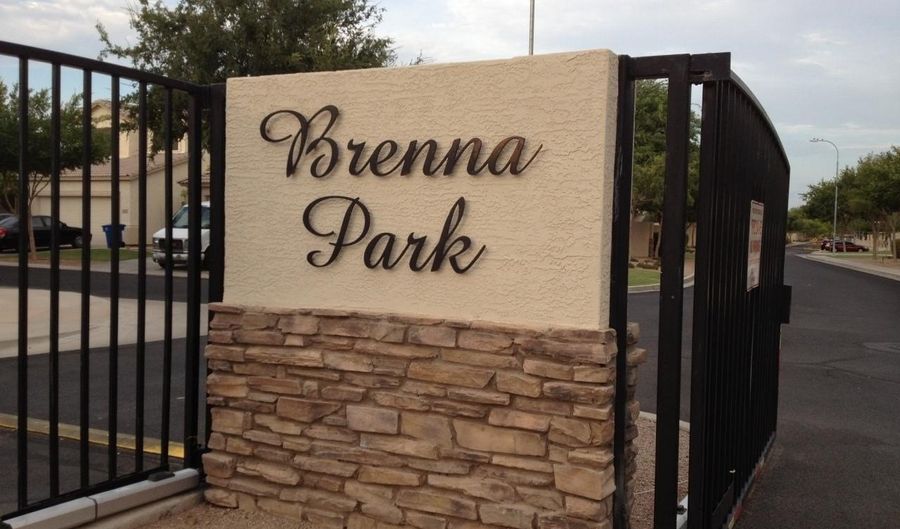 81 S CRISS Pl, Chandler, AZ 85226 - 3 Beds, 2 Bath