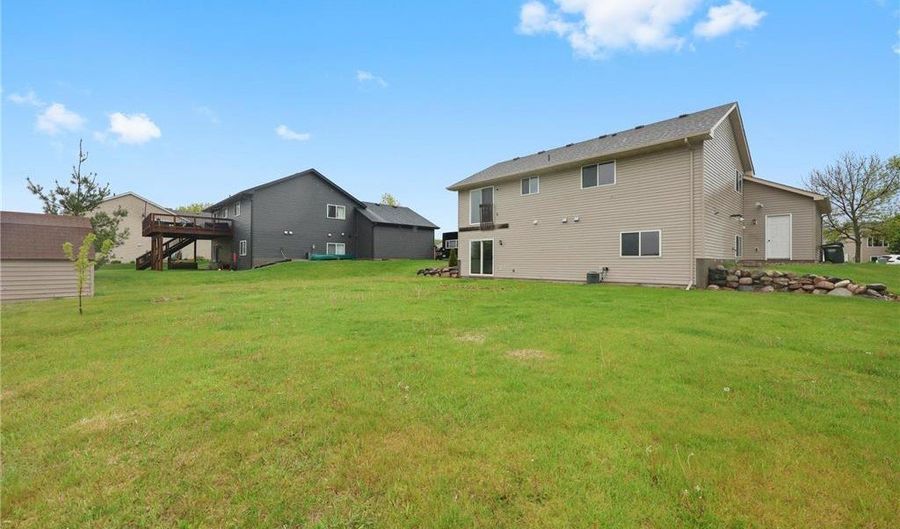 551 Knollwood St W, Annandale, MN 55302 - 3 Beds, 2 Bath