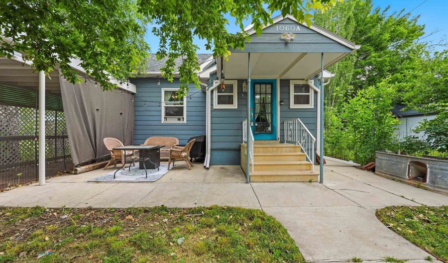1060 A Elkhorn St, Belle Fourche, SD 57717 - 2 Beds, 1 Bath