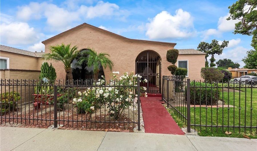 621 S Burris Ave, Compton, CA 90221 - 3 Beds, 2 Bath