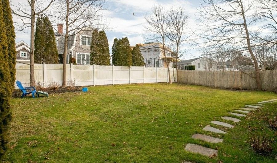 46 Allston Ave, Middletown, RI 02842 - 3 Beds, 2 Bath