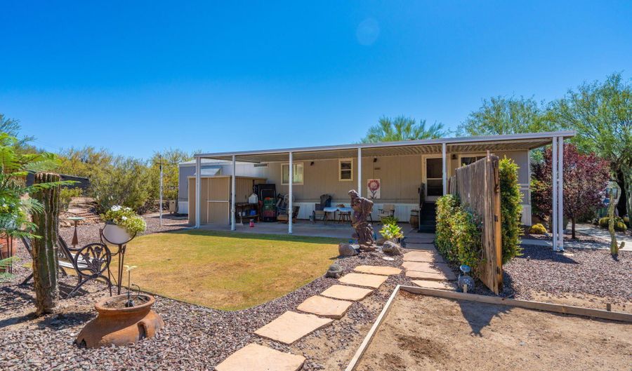 19650 E Squaw Valley Pkwy, Black Canyon City, AZ 85324 - 2 Beds, 2 Bath