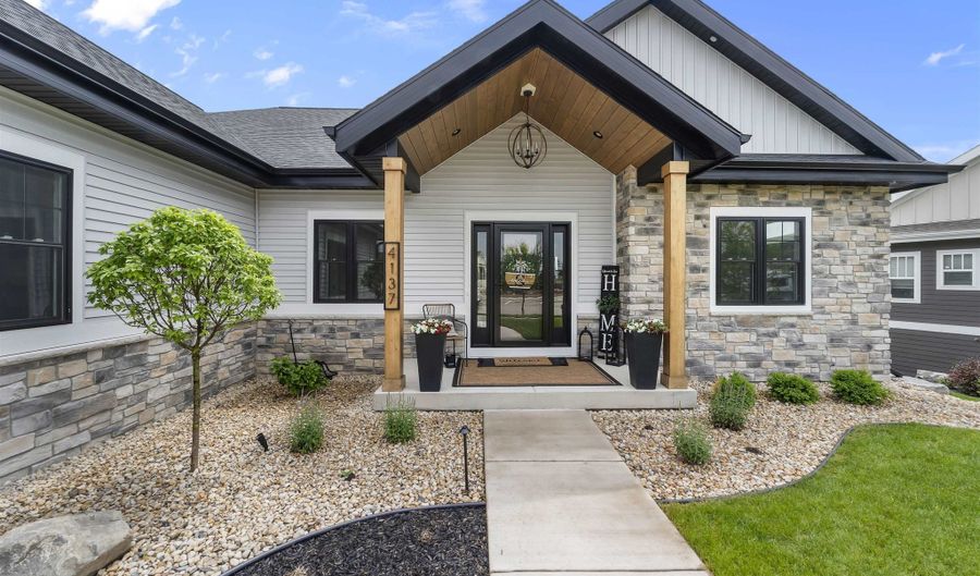 822 Westbridge Trl, Waunakee, WI 53597 - 5 Beds, 4 Bath