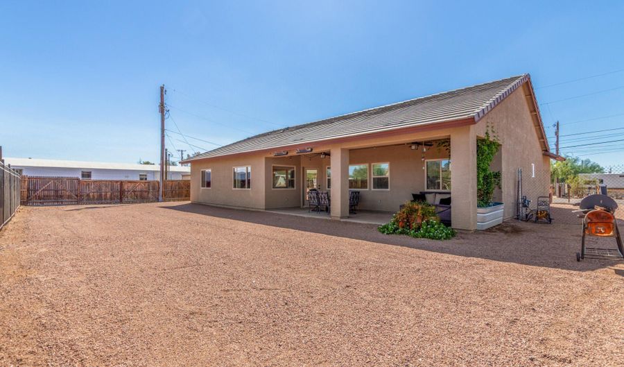 1331 S Cedar Dr, Apache Junction, AZ 85120 - 3 Beds, 2 Bath