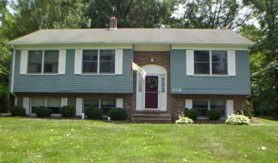 616 CLIFTON Dr, Bear, DE 19701 - 3 Beds, 3 Bath