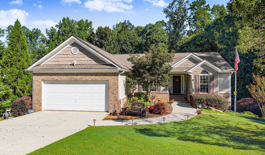 1147 Bradford Park, Auburn, GA 30011 - 5 Beds, 3 Bath