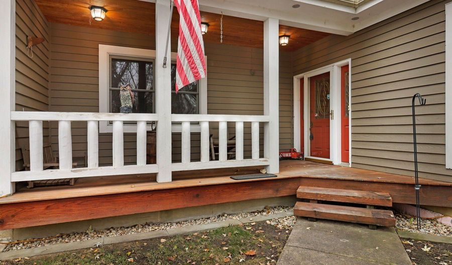 2837 Jackson Dr, Arlington Heights, IL 60004 - 4 Beds, 4 Bath