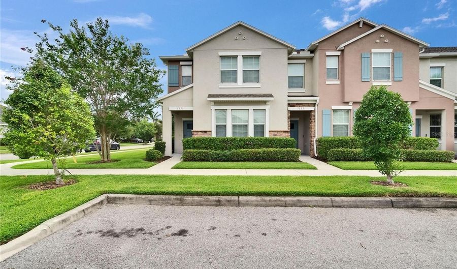 7325 PARKSHORE Dr, Apollo Beach, FL 33572 - 4 Beds, 4 Bath