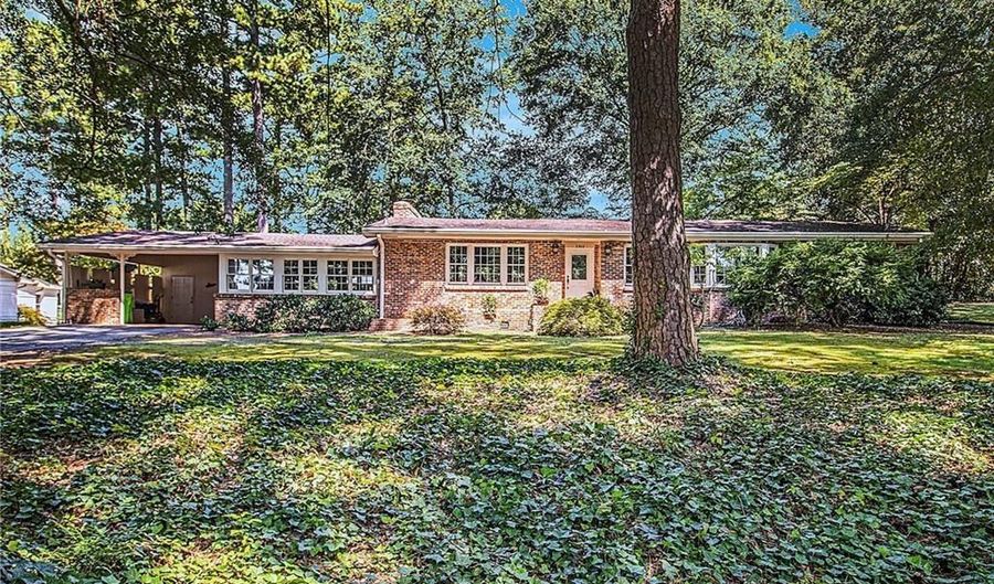 3302 Wynn Dr, Avondale Estates, GA 30002 - 3 Beds, 2 Bath