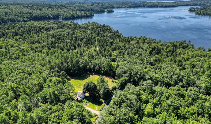 570 McGrath Pond Rd, Belgrade, ME 04917 - 6 Beds, 3 Bath