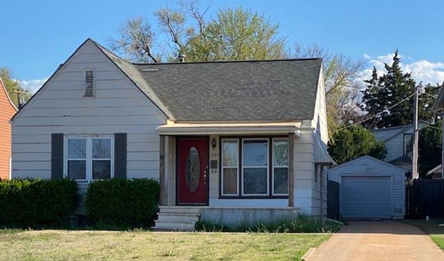 1225 Flynn, Alva, OK 73717 - 3 Beds, 2 Bath