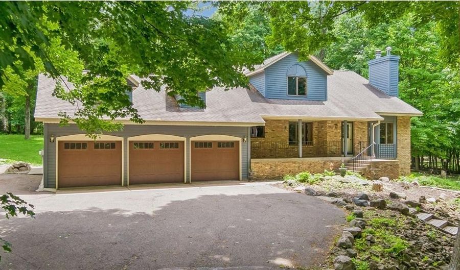 3355 Trading Post Trl S, Afton, MN 55001 - 6 Beds, 4 Bath