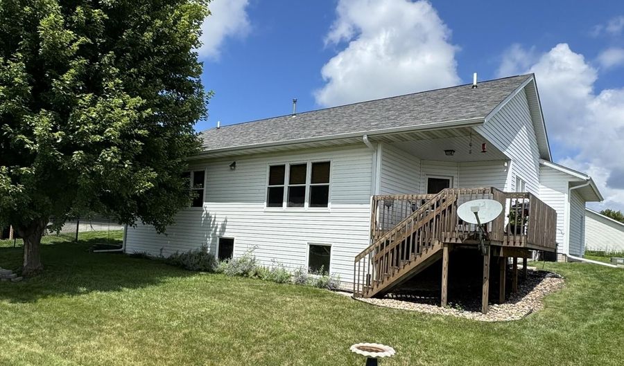 5014 Waller St, Ames, IA 50014 - 3 Beds, 3 Bath