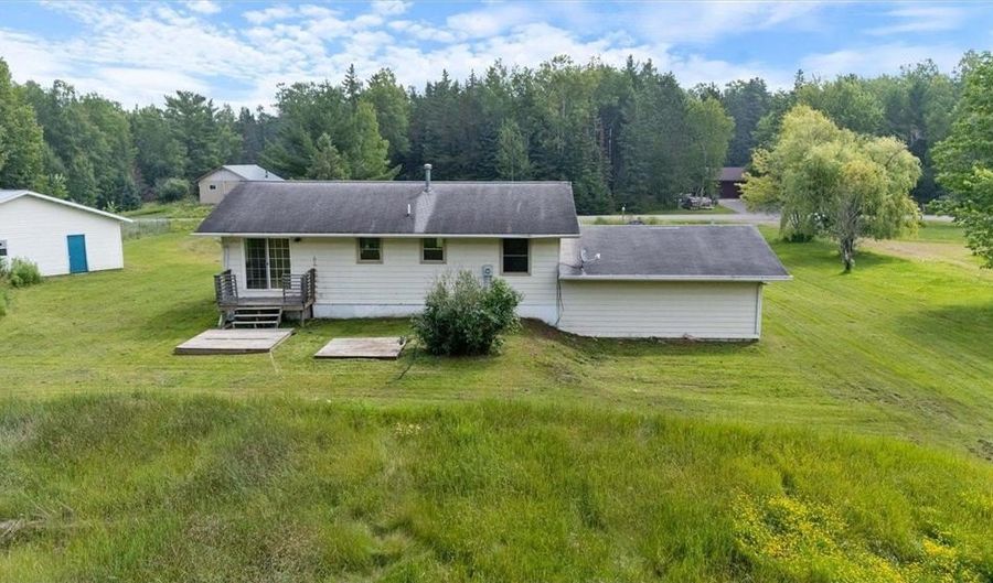 5467 S 2nd St W, Aurora, MN 55705 - 3 Beds, 2 Bath