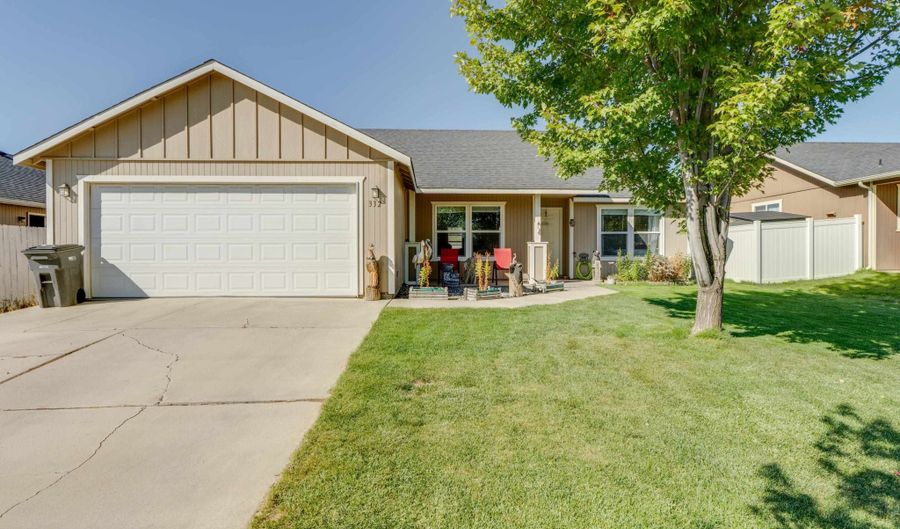 332 S Campbell St, Airway Heights, WA 99001 - 3 Beds, 2 Bath