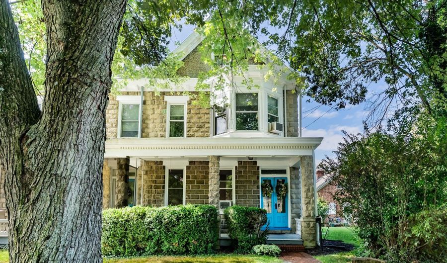 670-672 W LOUTHER St, Carlisle, PA 17013 - 6 Beds, 2 Bath