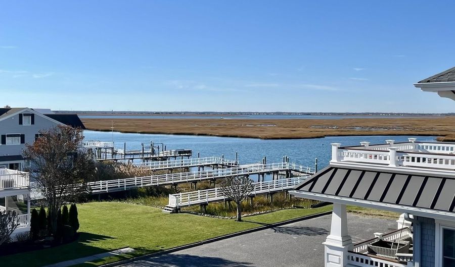 6762 Ocean Dr 6762, Avalon, NJ 08202 - 4 Beds, 3 Bath