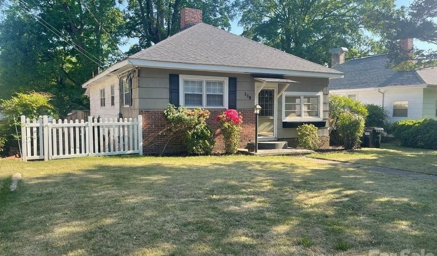 119 Pine St, Badin, NC 28009 - 2 Beds, 2 Bath
