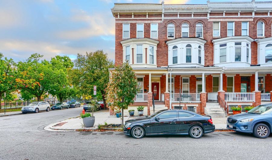 2200 BROOKFIELD Ave, Baltimore, MD 21217 - 1 Beds, 2 Bath