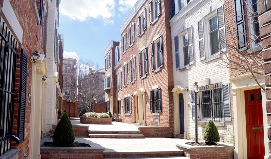 1841 BILTMORE St NW A, Washington, DC 20009 - 1 Beds, 1 Bath