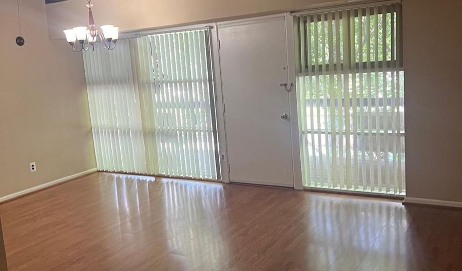 4211 AMERICANA Dr 204, Annandale, VA 22003 - 2 Beds, 1 Bath