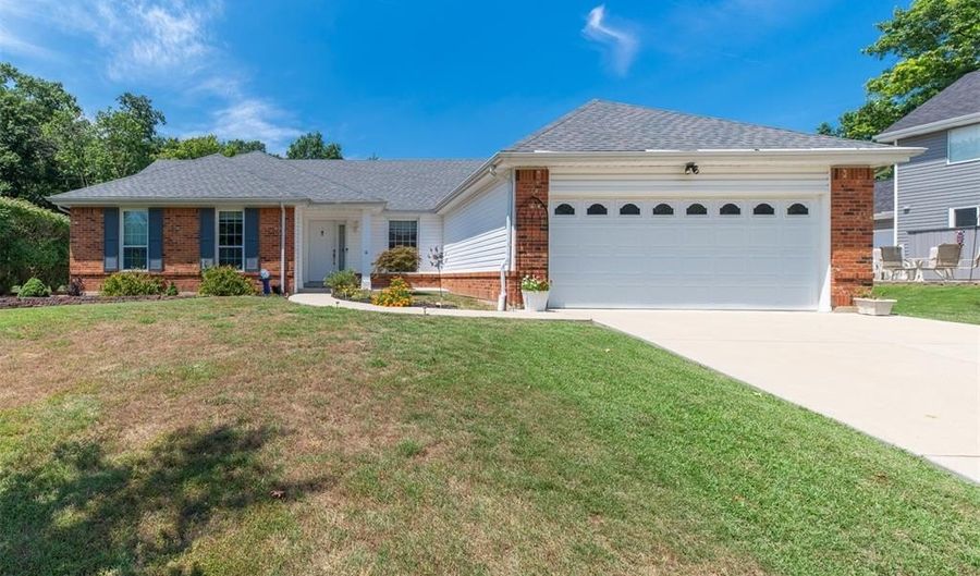 765 Spring Hill Farm Dr, Ballwin, MO 63021 - 3 Beds, 2 Bath