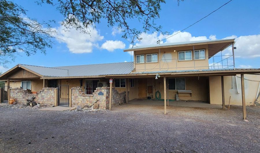 4527 Katie Ln, Cibola, AZ 85328 - 2 Beds, 3 Bath