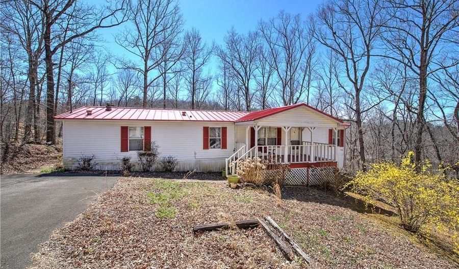 497 Cherokee Trl, Ball Ground, GA 30107 - 3 Beds, 2 Bath