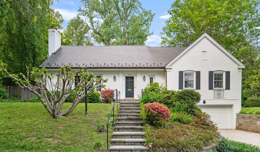 5121 BALTAN Rd, Bethesda, MD 20816 - 5 Beds, 4 Bath