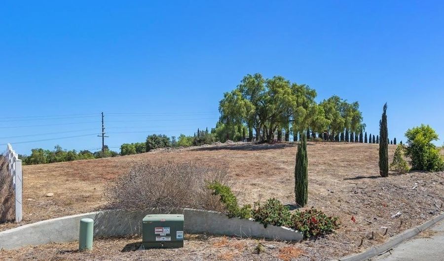 Linda Vista Terrace, Fallbrook, CA 92028 - 0 Beds, 0 Bath
