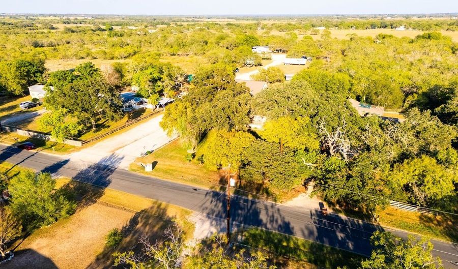 4514 Billy Sames Dr, Adkins, TX 78101 - 14 Beds, 7 Bath