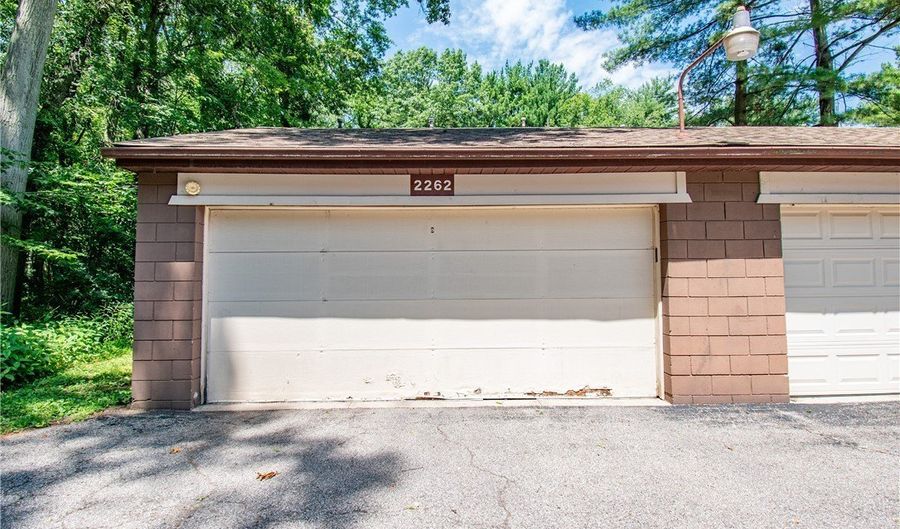 2262 Pine Top Ct 31, Akron, OH 44319 - 2 Beds, 2 Bath