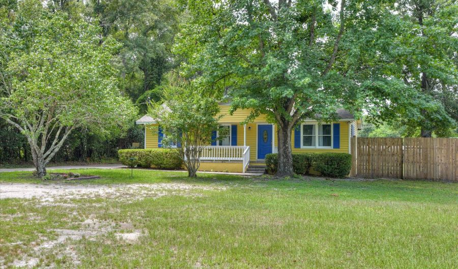 138 Martin Rd, Aiken, SC 29801 - 2 Beds, 2 Bath
