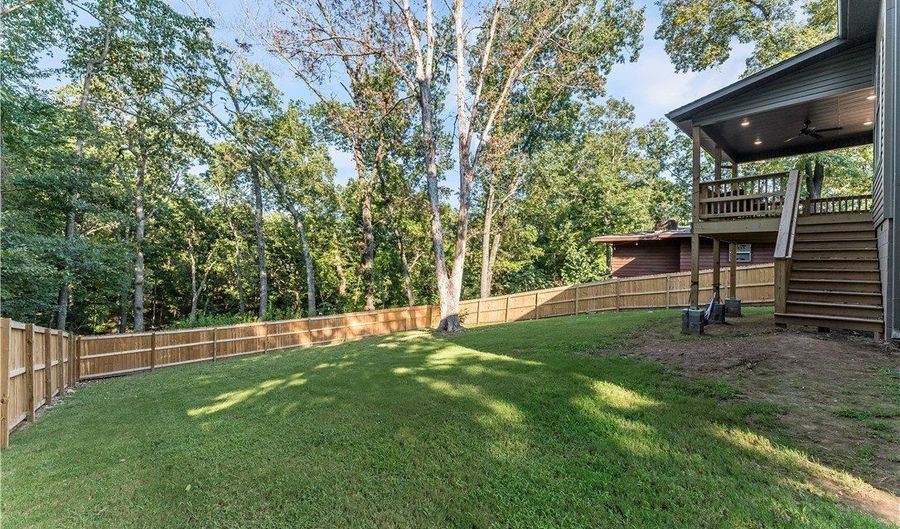 13 Hinckley Cir, Bella Vista, AR 72714 - 3 Beds, 3 Bath