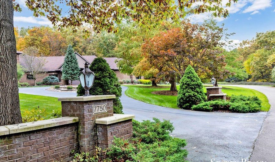 7750 Silverthorn Dr SE, Ada, MI 49301 - 7 Beds, 7 Bath