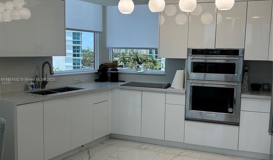 3000 NE 188th St 701, Aventura, FL 33180 - 3 Beds, 2 Bath