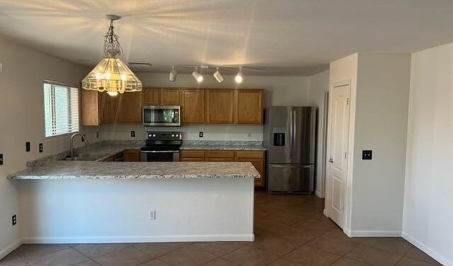 25727 W N STAR Ct, Buckeye, AZ 85326 - 3 Beds, 2 Bath